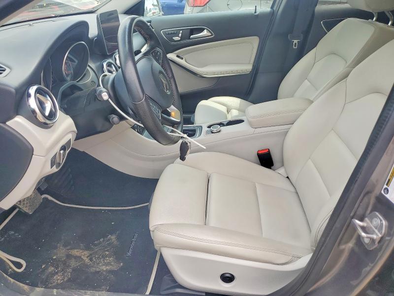 56315956 :رقم المزاد ، WDCTG4GB5JJ483918 vin ، 2018 Mercedes-benz Gla مزاد بيع