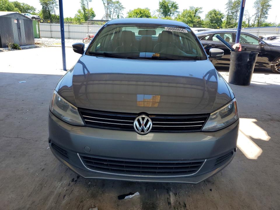 2013 Volkswagen Jetta მანქანა იყიდება აუქციონზე, vin: 3VWLL7AJ3DM245587, აუქციონის ნომერი: 56060856