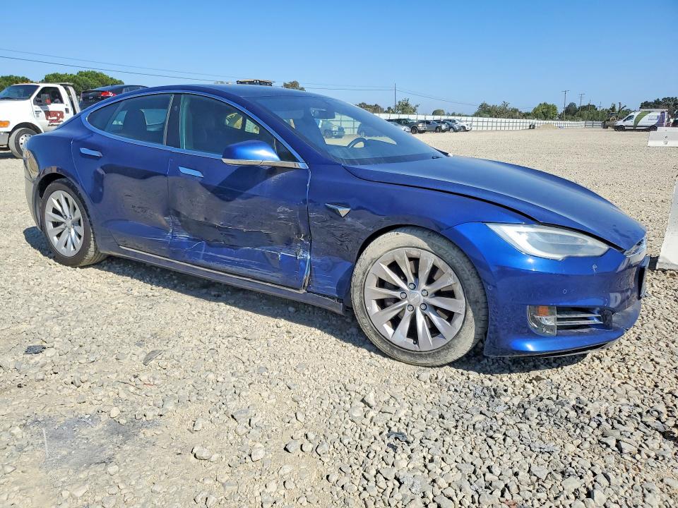 2018 Tesla Model S მანქანა იყიდება აუქციონზე, vin: 5YJSA1E2XJF247339, აუქციონის ნომერი: 56510316