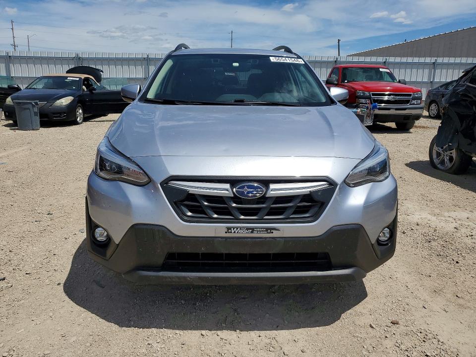 56541546 :رقم المزاد ، JF2GTHMC1N8233985 vin ، 2022 Subaru Crosstrek مزاد بيع