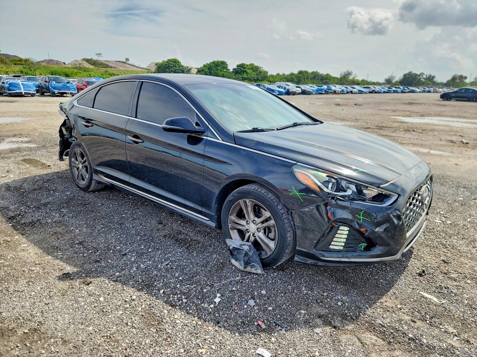Продаж на аукціоні авто 2018 Hyundai Sonata, vin: 5NPE34AF4JH701104, номер лоту: 57780706