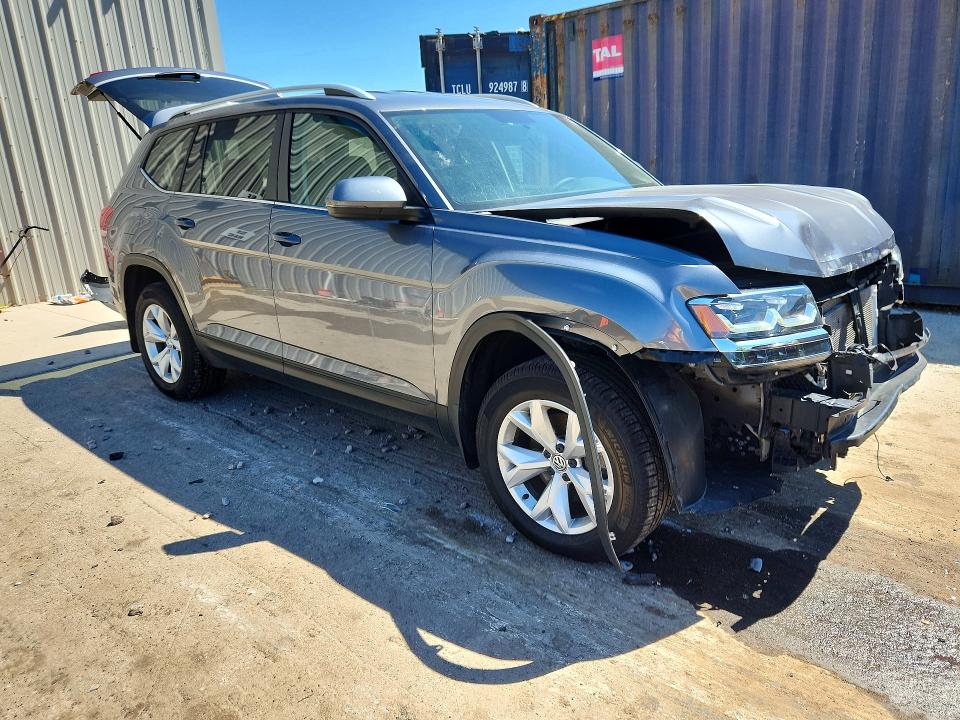 58400406 :رقم المزاد ، 1V2GR2CA0JC526499 vin ، 2018 Volkswagen Atlas مزاد بيع