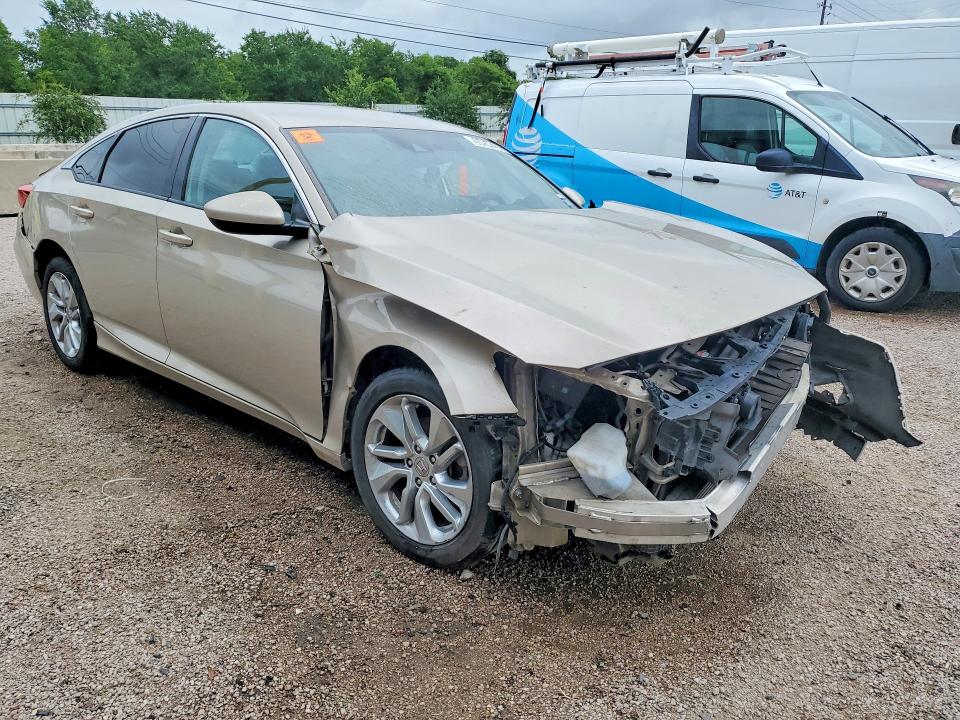 2018 Honda Accord მანქანა იყიდება აუქციონზე, vin: 1HGCV1F13JA104743, აუქციონის ნომერი: 55454296