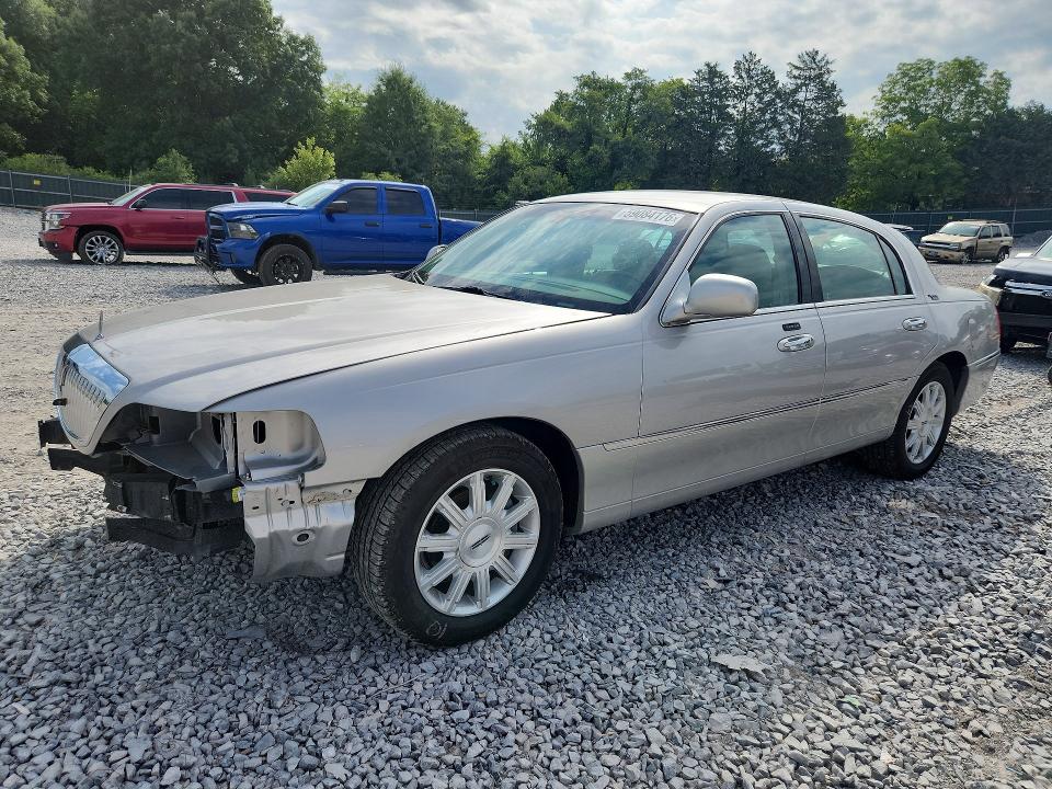 59084176 :رقم المزاد ، 2LNHM82V68X659949 vin ، 2008 Lincoln Town Car مزاد بيع