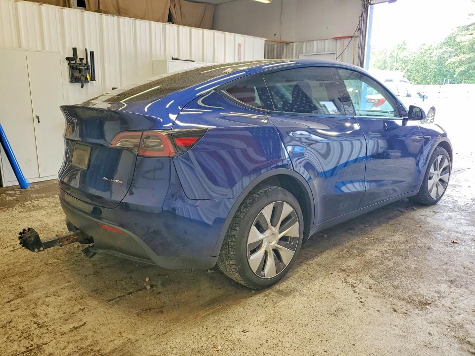 56767556 :رقم المزاد ، 5YJYGDEE3MF255985 vin ، 2021 Tesla Model Y مزاد بيع