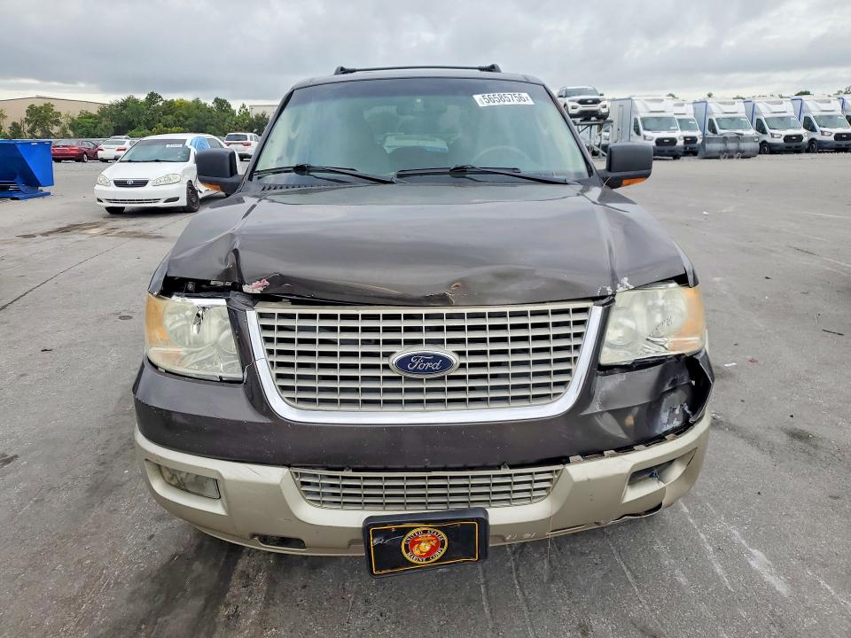2005 Ford Expedition მანქანა იყიდება აუქციონზე, vin: 1FMFU17585LA97617, აუქციონის ნომერი: 56585756