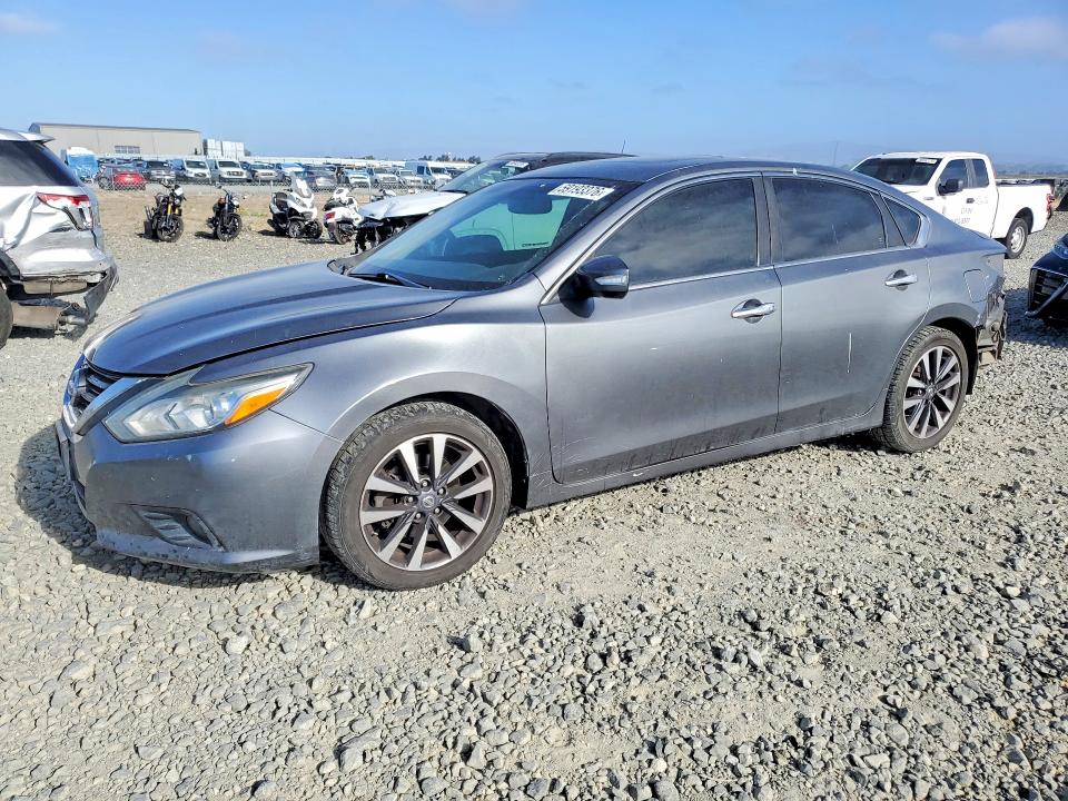 59193376 :رقم المزاد ، 1N4AL3AP8HC188016 vin ، 2017 Nissan Altima مزاد بيع
