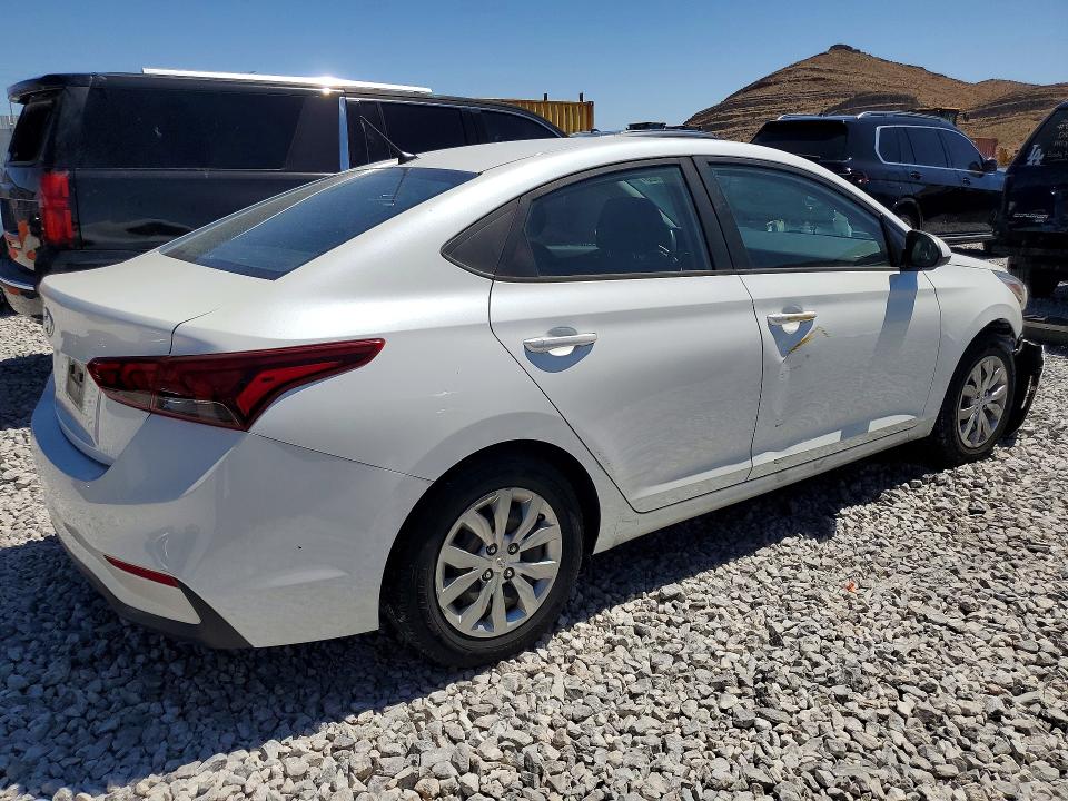 57577986 :رقم المزاد ، 3KPC24A3XJE012219 vin ، 2018 Hyundai Accent مزاد بيع