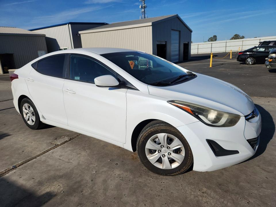 56695656 :رقم المزاد ، 5NPDH4AE9GH695572 vin ، 2016 Hyundai Elantra مزاد بيع