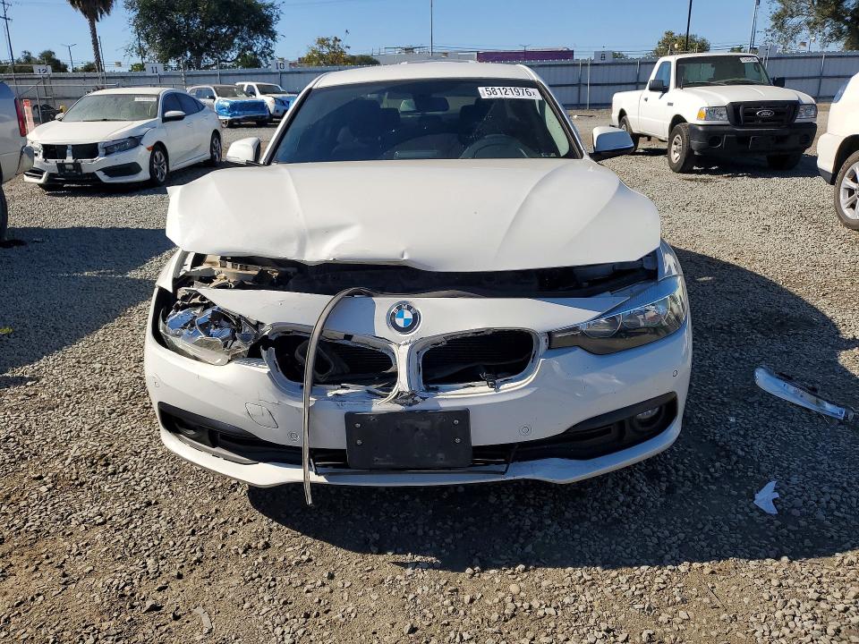 Aukcja sprzedaży 2017 Bmw 320, vin: WBA8A9C52HK620504, numer aukcji: 58121976