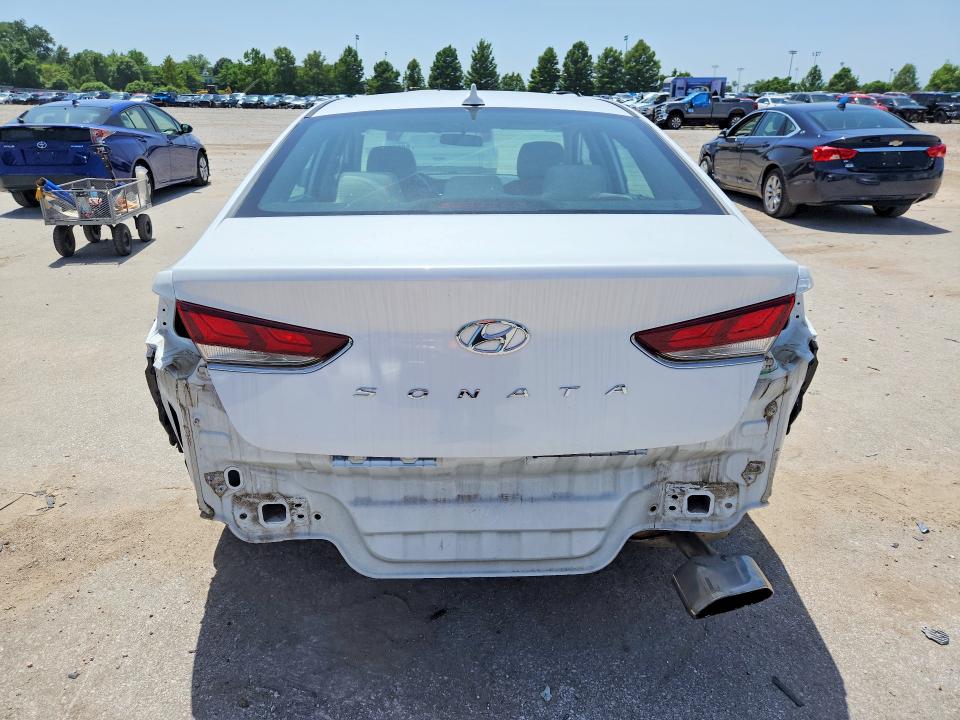 58889836 :رقم المزاد ، 5NPE24AF1JH647215 vin ، 2018 Hyundai Sonata مزاد بيع