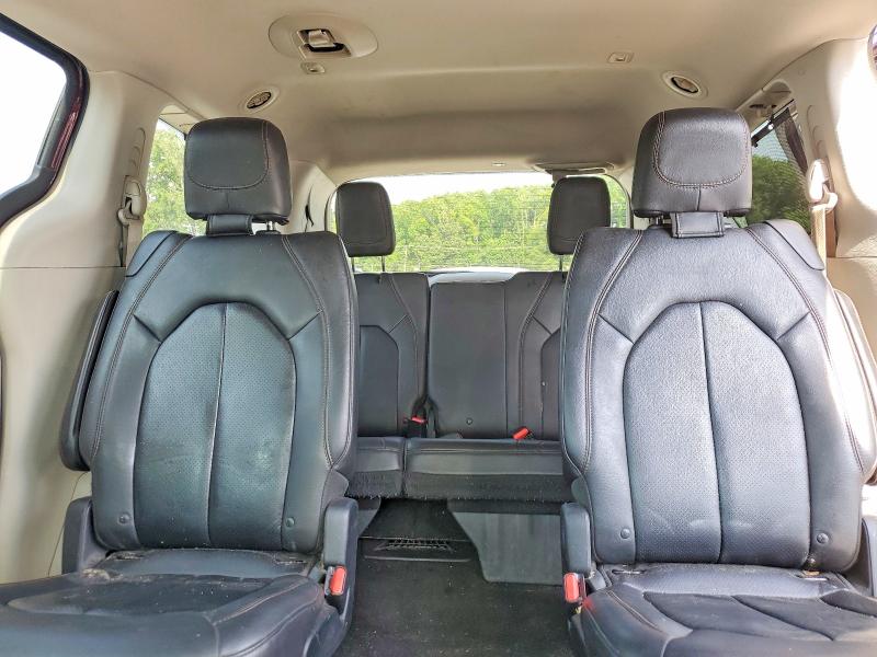 57481856 :رقم المزاد ، 2C4RC1BG7JR321300 vin ، 2018 Chrysler Pacifica مزاد بيع