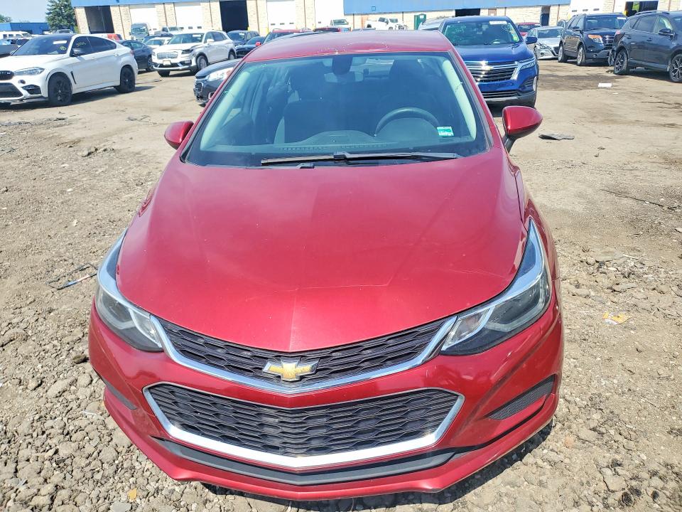 58831166 :رقم المزاد ، 1G1BE5SM4H7170350 vin ، 2017 Chevrolet Cruze مزاد بيع