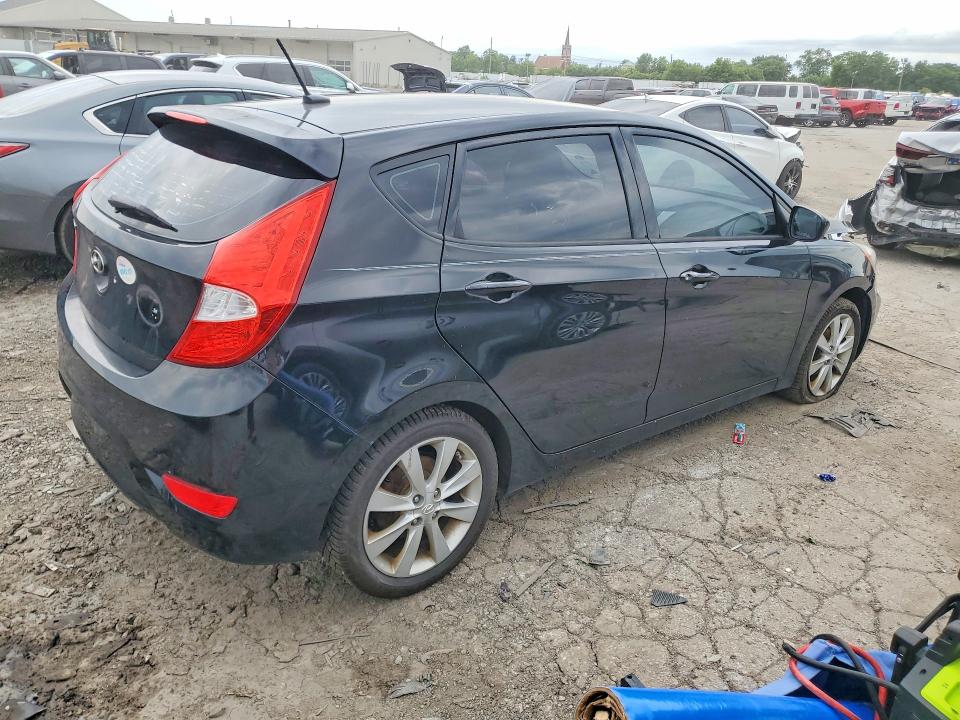 2012 Hyundai Accent მანქანა იყიდება აუქციონზე, vin: KMHCU5AEXCU045013, აუქციონის ნომერი: 57069236