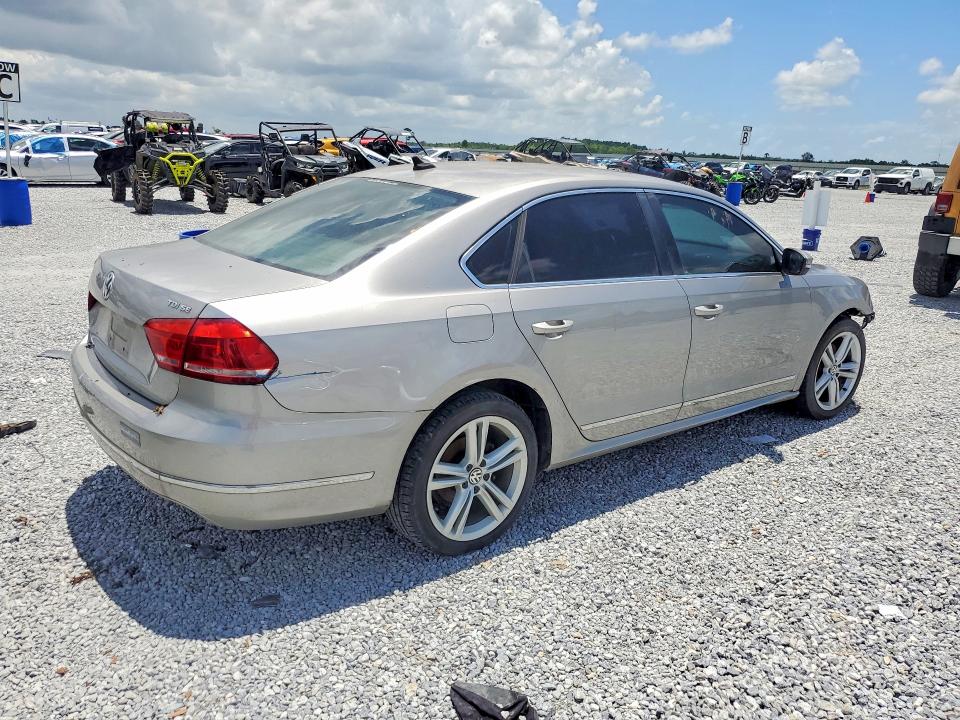 2013 Volkswagen Passat მანქანა იყიდება აუქციონზე, vin: 1VWBN7A30DC058364, აუქციონის ნომერი: 56377816
