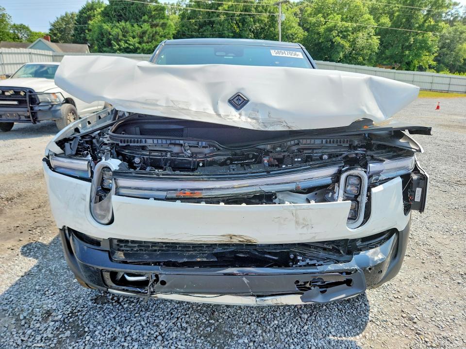 2025 Rivian R1s მანქანა იყიდება აუქციონზე, vin: 7PDSGBBAXSN052336, აუქციონის ნომერი: 58947056