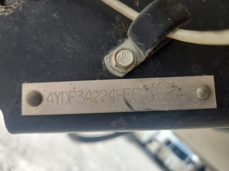 49246956 :رقم المزاد ، 4YDF34224HE601687 vin ، 2017 Keystone Laredo مزاد بيع