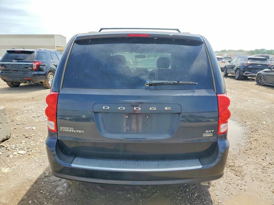 55493316 :رقم المزاد ، 2C4RDGCG9FR541088 vin ، 2015 Dodge Grand Caravan مزاد بيع