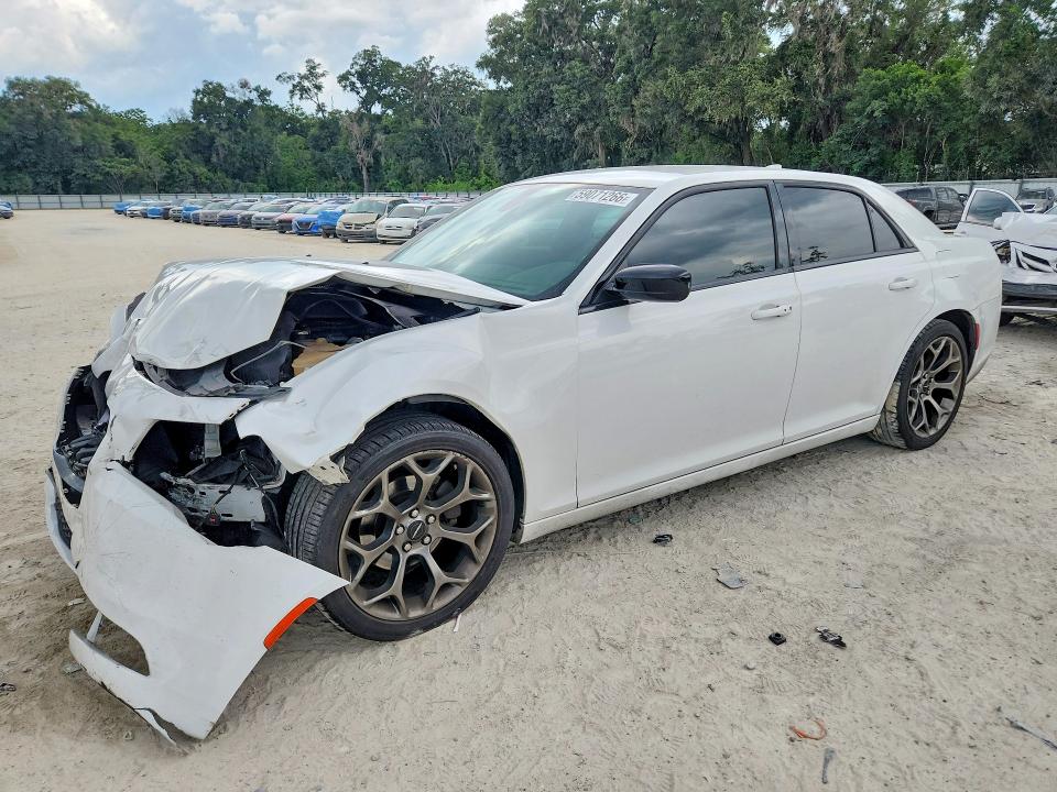 59071266 :رقم المزاد ، 2C3CCAAG6JH320253 vin ، 2018 Chrysler 300 مزاد بيع
