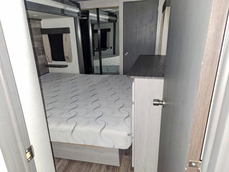 Продажа на аукционе авто 2021 Keystone Montana, vin: 4YDF38420MA743928, номер лота: 58190116