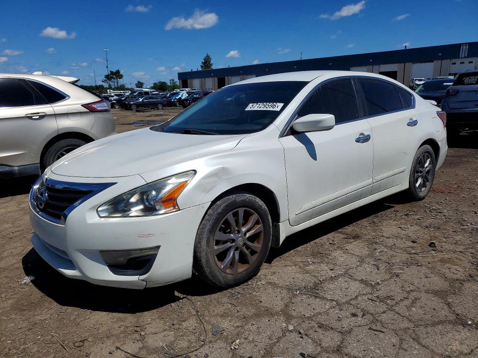 Продаж на аукціоні авто 2015 Nissan Altima, vin: 1N4AL3AP2FC193323, номер лоту: 57129596