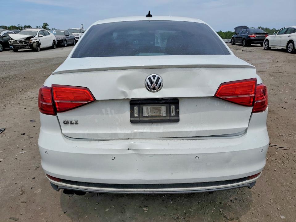 56438066 :رقم المزاد ، 3VW4T7AJXHM218140 vin ، 2017 Volkswagen Jetta مزاد بيع