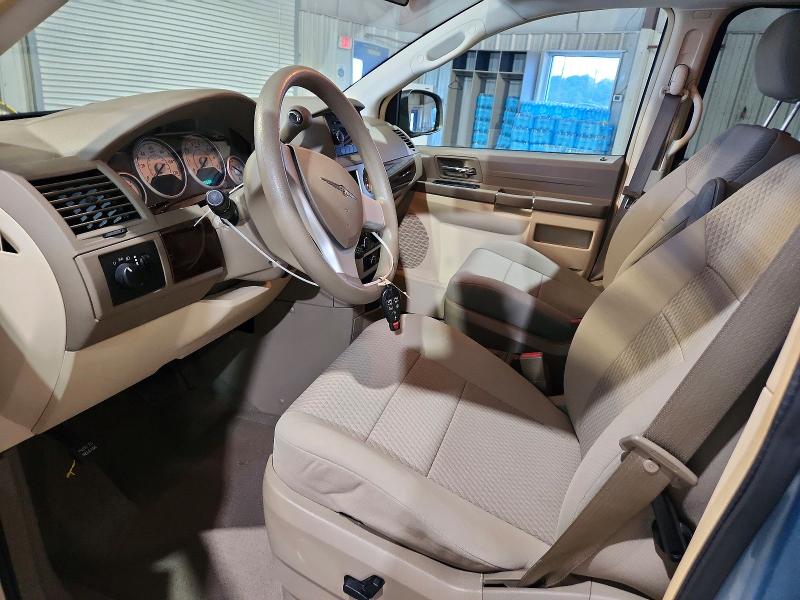 Продажа на аукционе авто 2010 Chrysler Town & Country, vin: 2A4RR4DE4AR137261, номер лота: 57644106