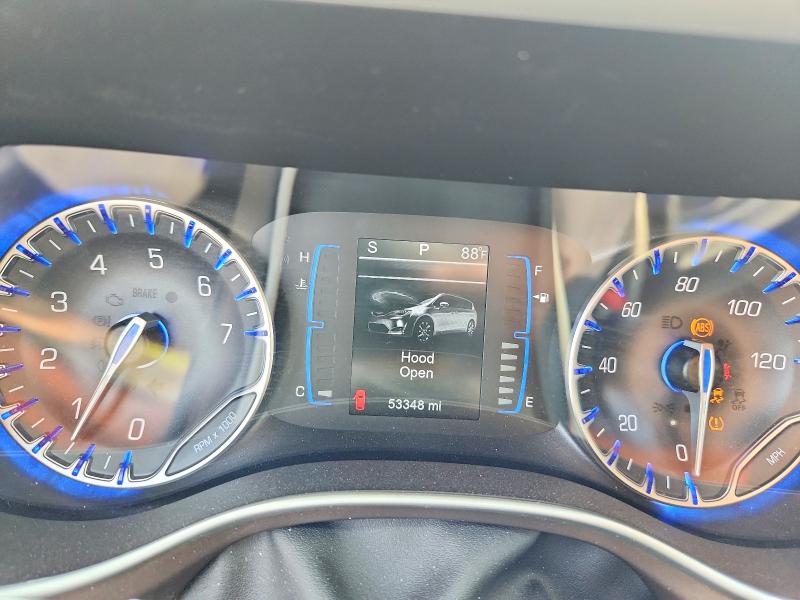 58132716 :رقم المزاد ، 2C4RC1BG4HR660042 vin ، 2017 Chrysler Pacifica مزاد بيع
