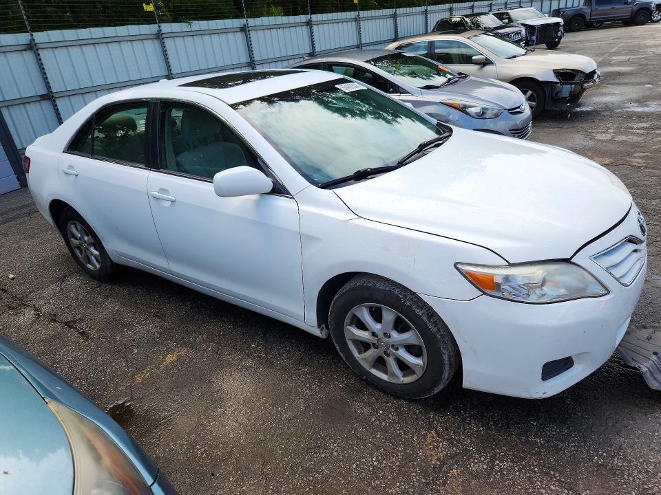 2011 Toyota Camry მანქანა იყიდება აუქციონზე, vin: 4T1BF3EK5BU641672, აუქციონის ნომერი: 56400306