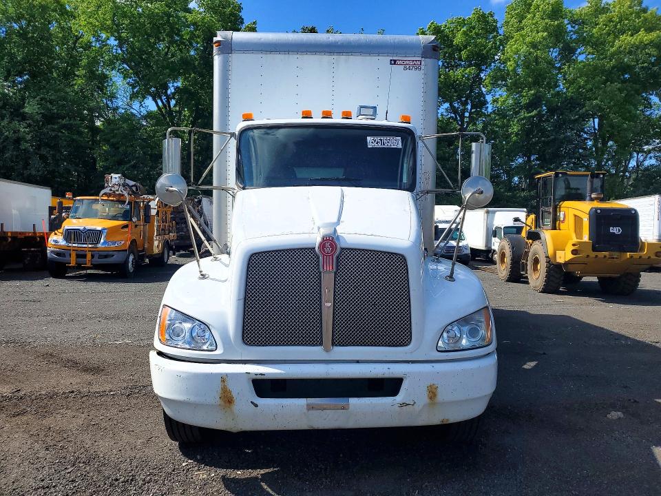 Aukcja sprzedaży 2017 Kenworth T330, vin: 2NKHHM6X1HM162417, numer aukcji: 52576506