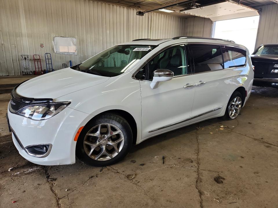 2018 Chrysler Pacifica მანქანა იყიდება აუქციონზე, vin: 2C4RC1GG9JR251775, აუქციონის ნომერი: 59307616