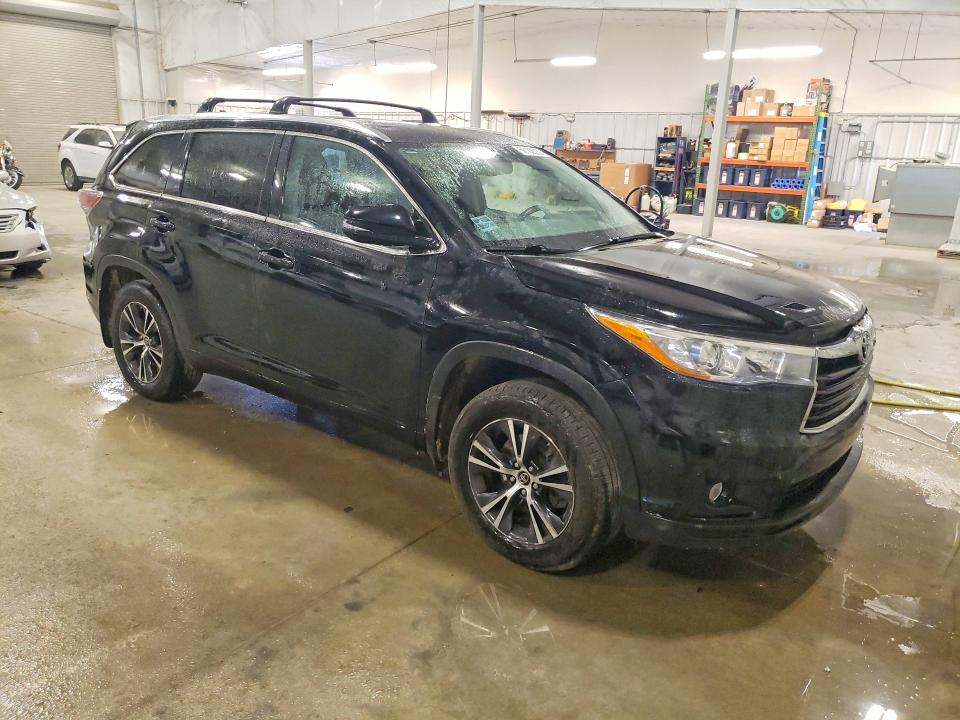 56183526 :رقم المزاد ، 5TDJKRFH2GS320234 vin ، 2016 Toyota Highlander مزاد بيع