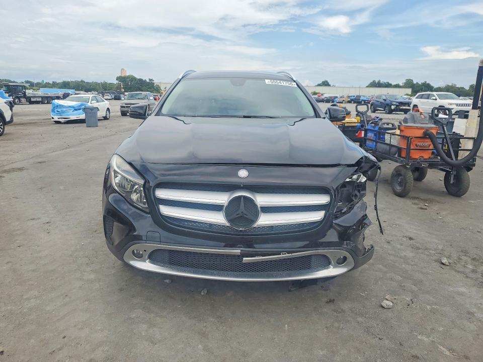 55541756 :رقم المزاد ، WDCTG4GB7FJ112458 vin ، 2015 Mercedes-benz Gla مزاد بيع