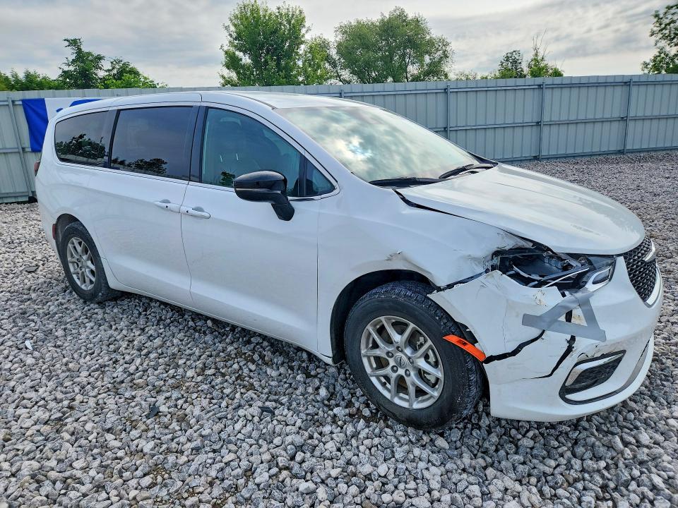 Продаж на аукціоні авто 2025 Chrysler Pacifica, vin: 2C4RC1BGXSR568473, номер лоту: 56360416