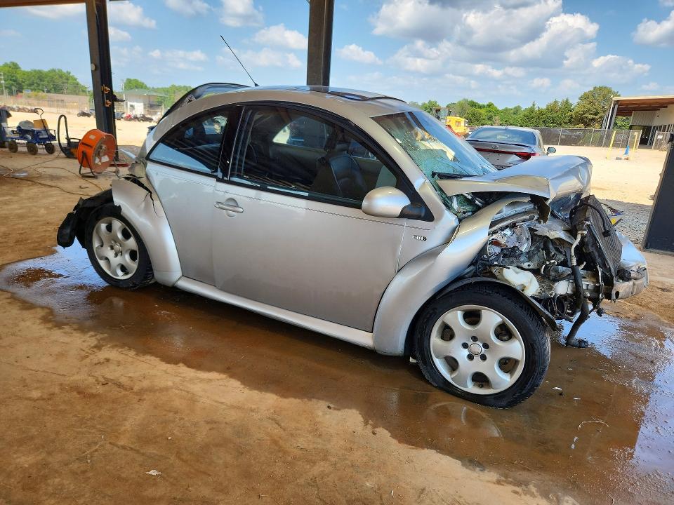 85986675 :رقم المزاد ، 3VWCB21C82M419190 vin ، 2002 Volkswagen New Beetle مزاد بيع