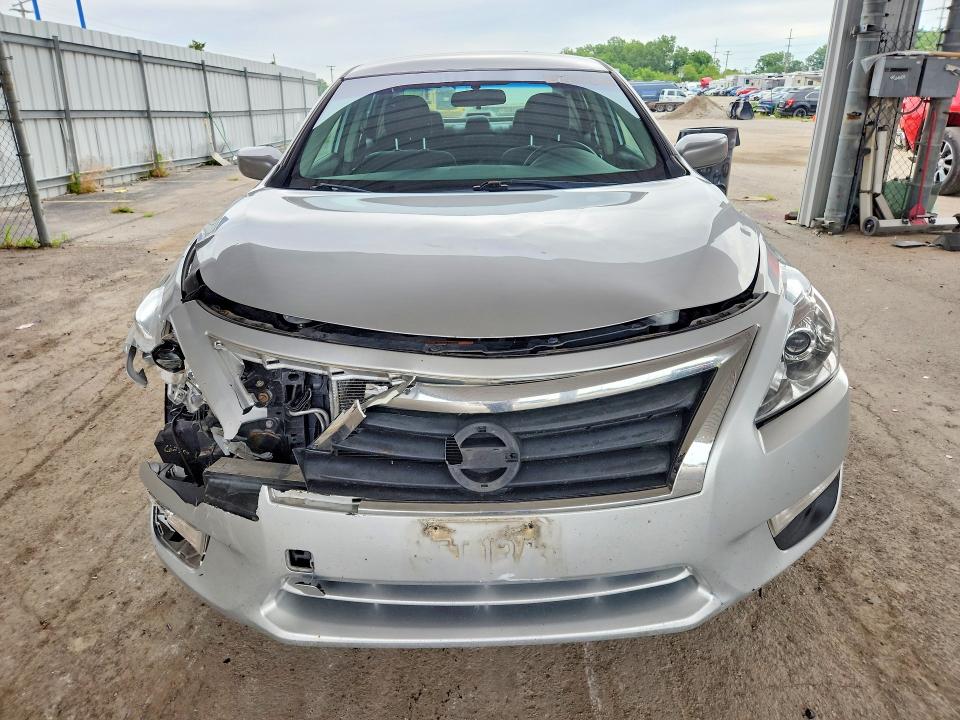 2015 Nissan Altima მანქანა იყიდება აუქციონზე, vin: 1N4AL3AP9FC149982, აუქციონის ნომერი: 59121566
