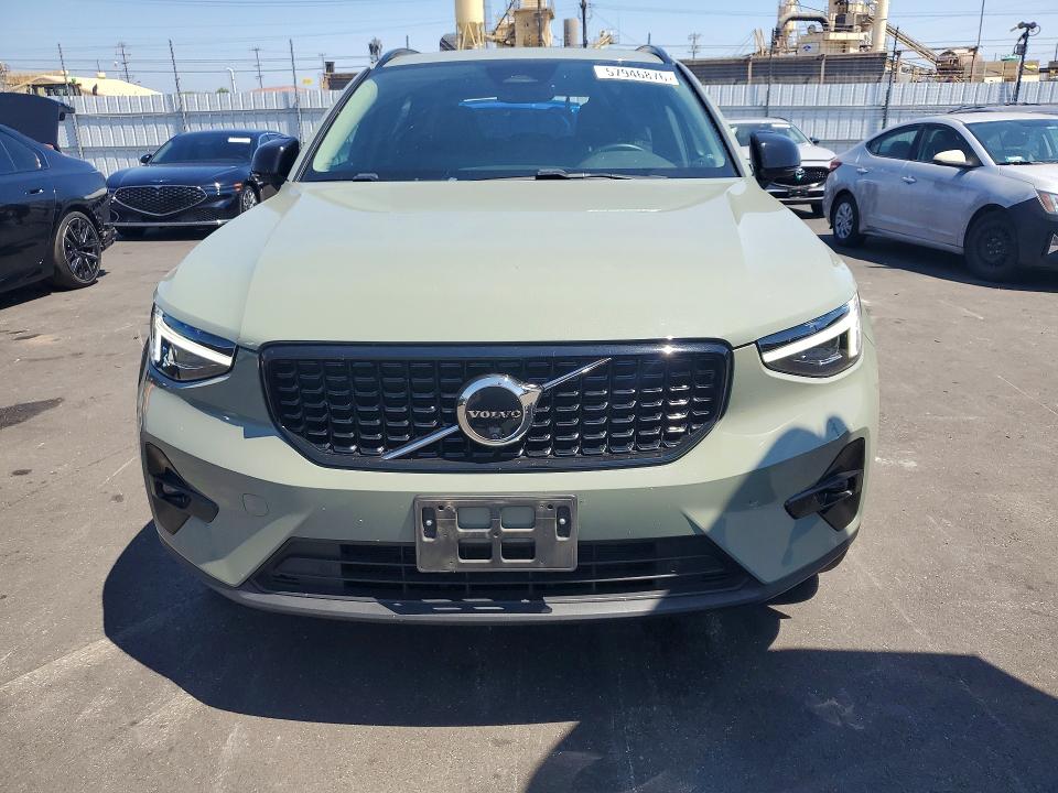 Продаж на аукціоні авто 2024 Volvo Xc40, vin: YV4L12UL2R2352392, номер лоту: 57946876