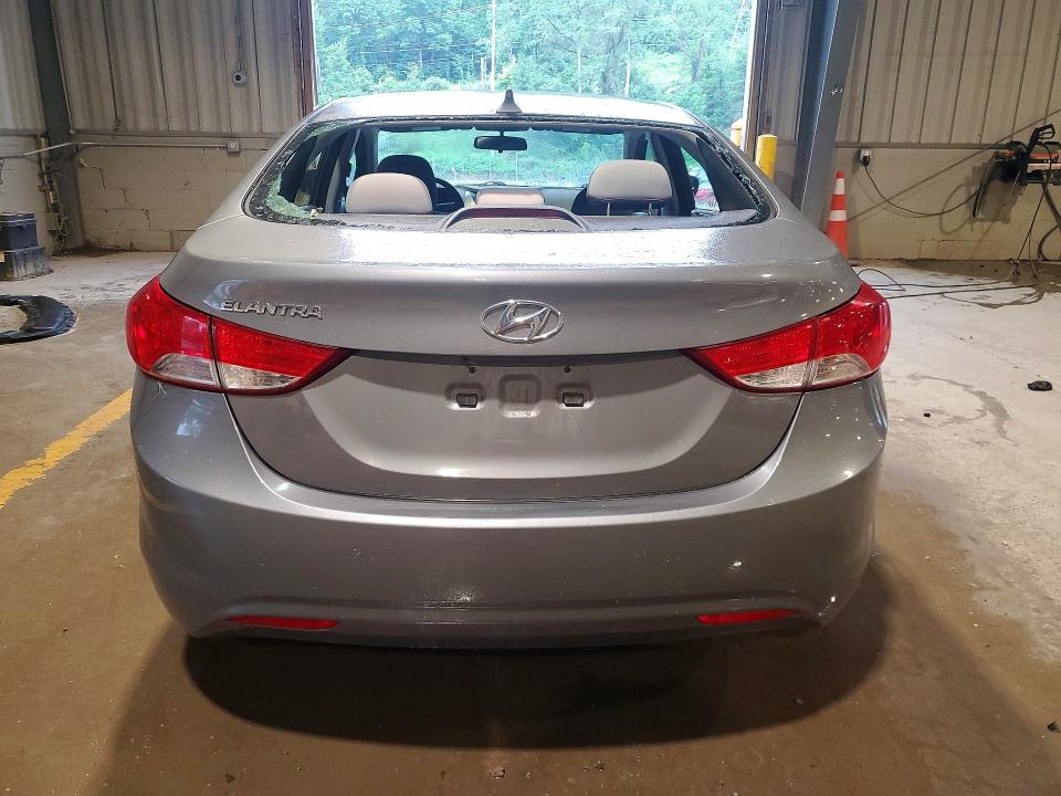 2013 Hyundai Elantra მანქანა იყიდება აუქციონზე, vin: 5NPDH4AE4DH453591, აუქციონის ნომერი: 58395046