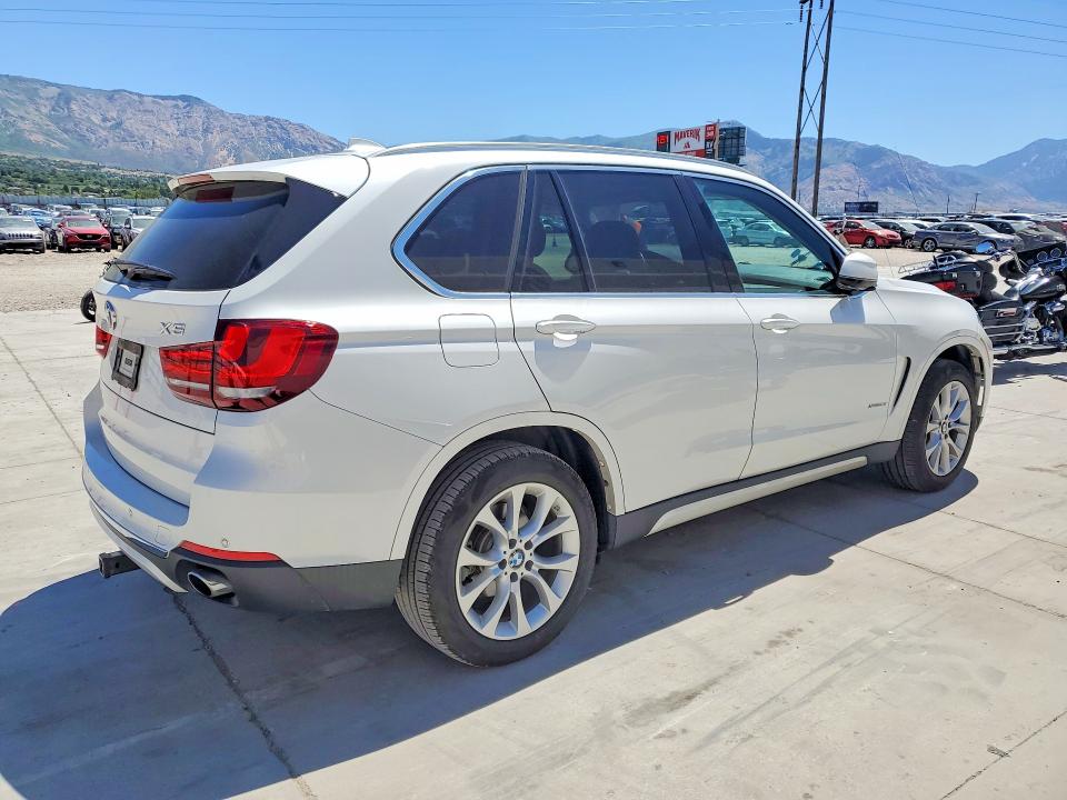 57228906 :رقم المزاد ، 5UXKR0C53F0K64858 vin ، 2015 Bmw X5 مزاد بيع