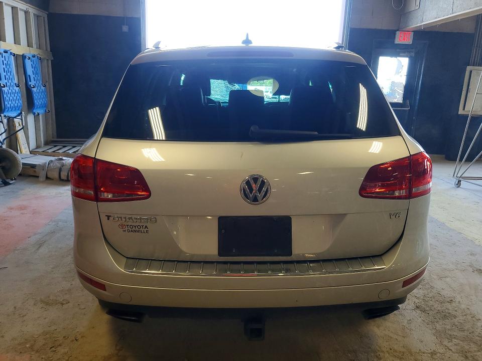 2014 Volkswagen Touareg მანქანა იყიდება აუქციონზე, vin: WVGEF9BP9ED006510, აუქციონის ნომერი: 57540226