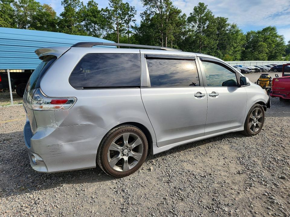 58777286 :رقم المزاد ، 5TDXK3DC2GS728019 vin ، 2016 Toyota Sienna مزاد بيع