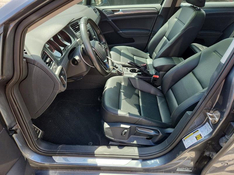 57669106 :رقم المزاد ، 3VWH17AU2HM531829 vin ، 2017 Volkswagen Golf مزاد بيع