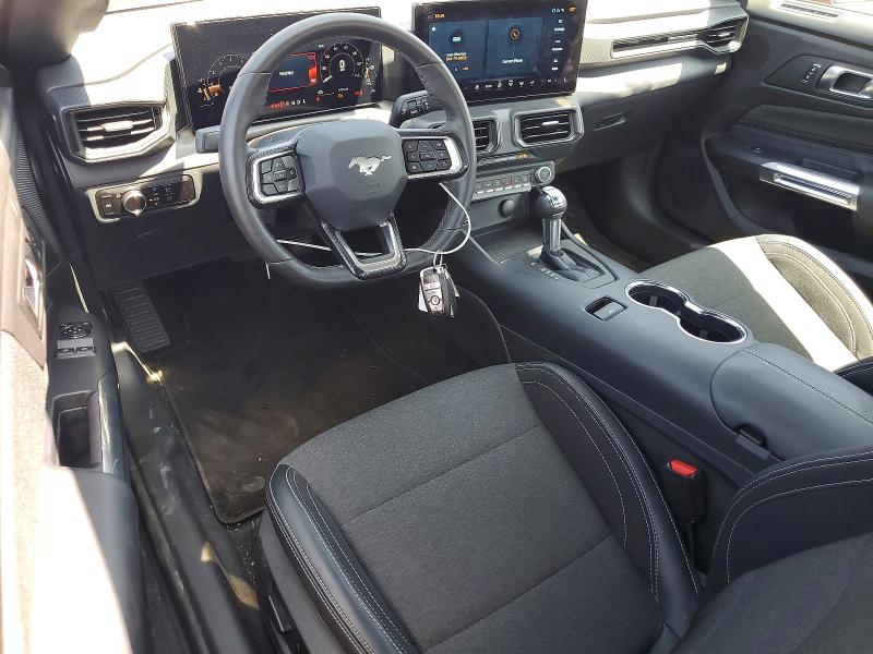 55825536 :رقم المزاد ، 1FA6P8TH9S5101524 vin ، 2025 Ford Mustang مزاد بيع