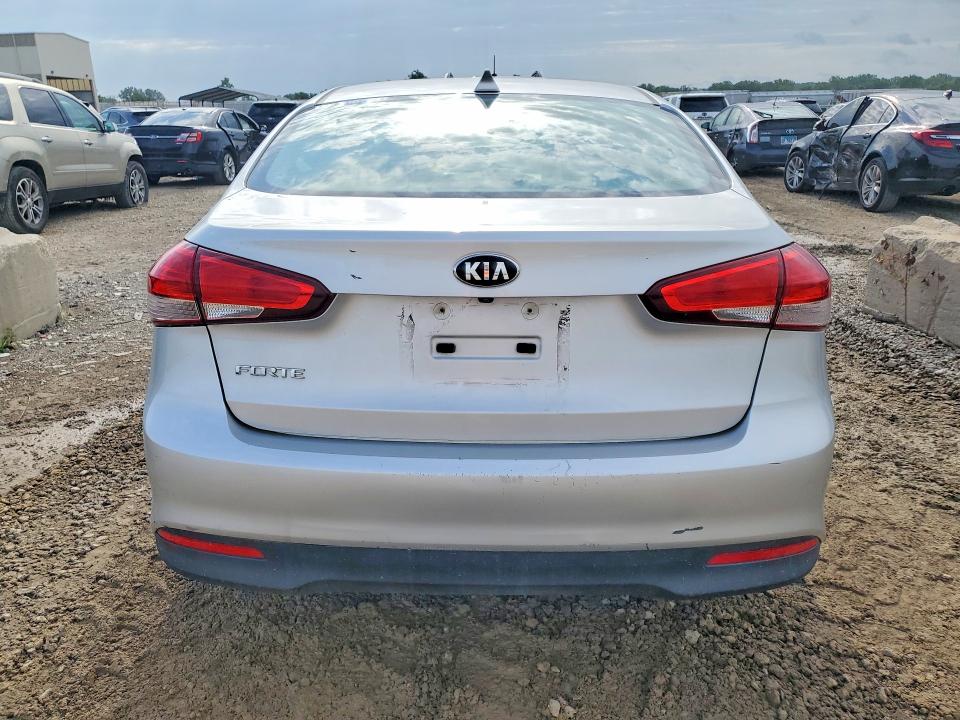 Aukcja sprzedaży 2018 Kia Forte, vin: 3KPFL4A72JE177436, numer aukcji: 56583086