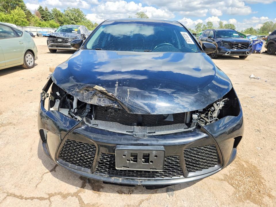 2015 Toyota Camry მანქანა იყიდება აუქციონზე, vin: 4T1BF1FK1FU978140, აუქციონის ნომერი: 57010236