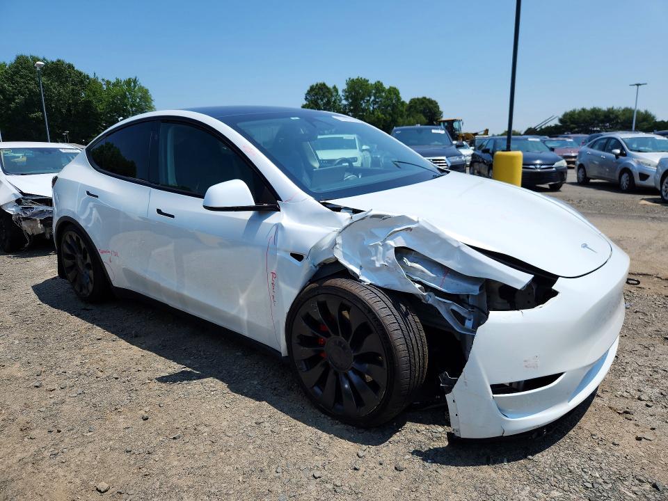 Продаж на аукціоні авто 2023 Tesla Model Y, vin: 7SAYGDEF7PF860074, номер лоту: 57942746
