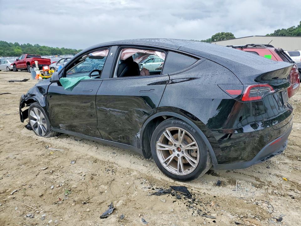 Auction sale of the 2024 Tesla Model Y, vin: 7SAYGDEE0RA214771, lot number: 57438516