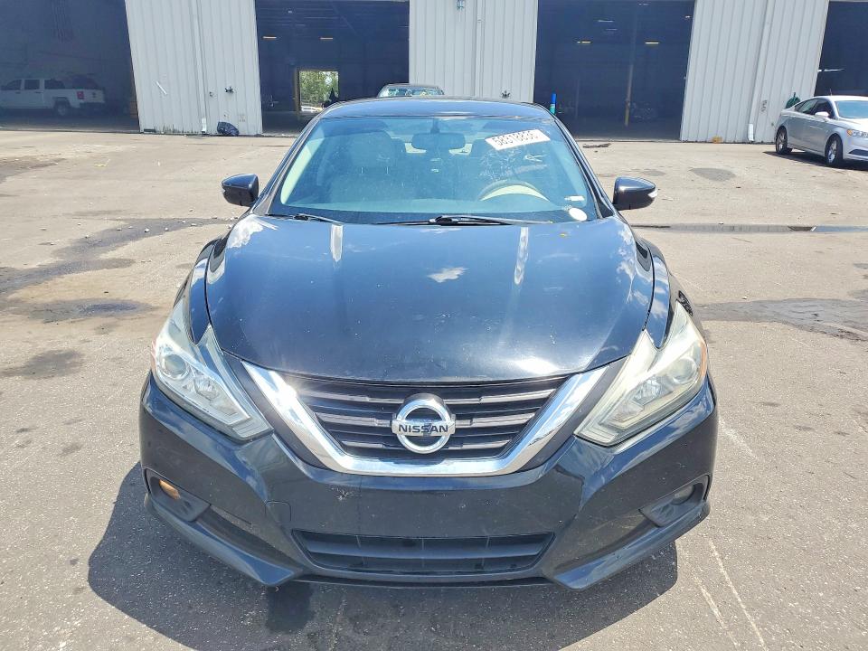58318836 :رقم المزاد ، 1N4AL3AP7HC186189 vin ، 2017 Nissan Altima مزاد بيع