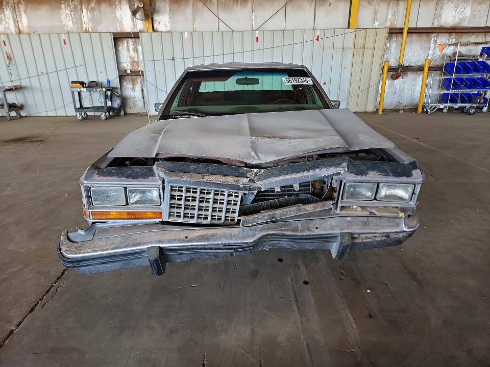 1985 Ford Ltd მანქანა იყიდება აუქციონზე, vin: 1FABP43F8FZ126273, აუქციონის ნომერი: 56192346