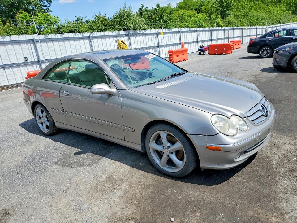 55866476 :رقم المزاد ، WDBTJ65J95F128626 vin ، 2005 Mercedes-benz Clk مزاد بيع